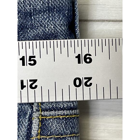 Old Navy Bermuda Shorts Womens 8 Blue Denim Ultra Low Rise Stretch Jean 00s Y2K - Picture 4 of 11